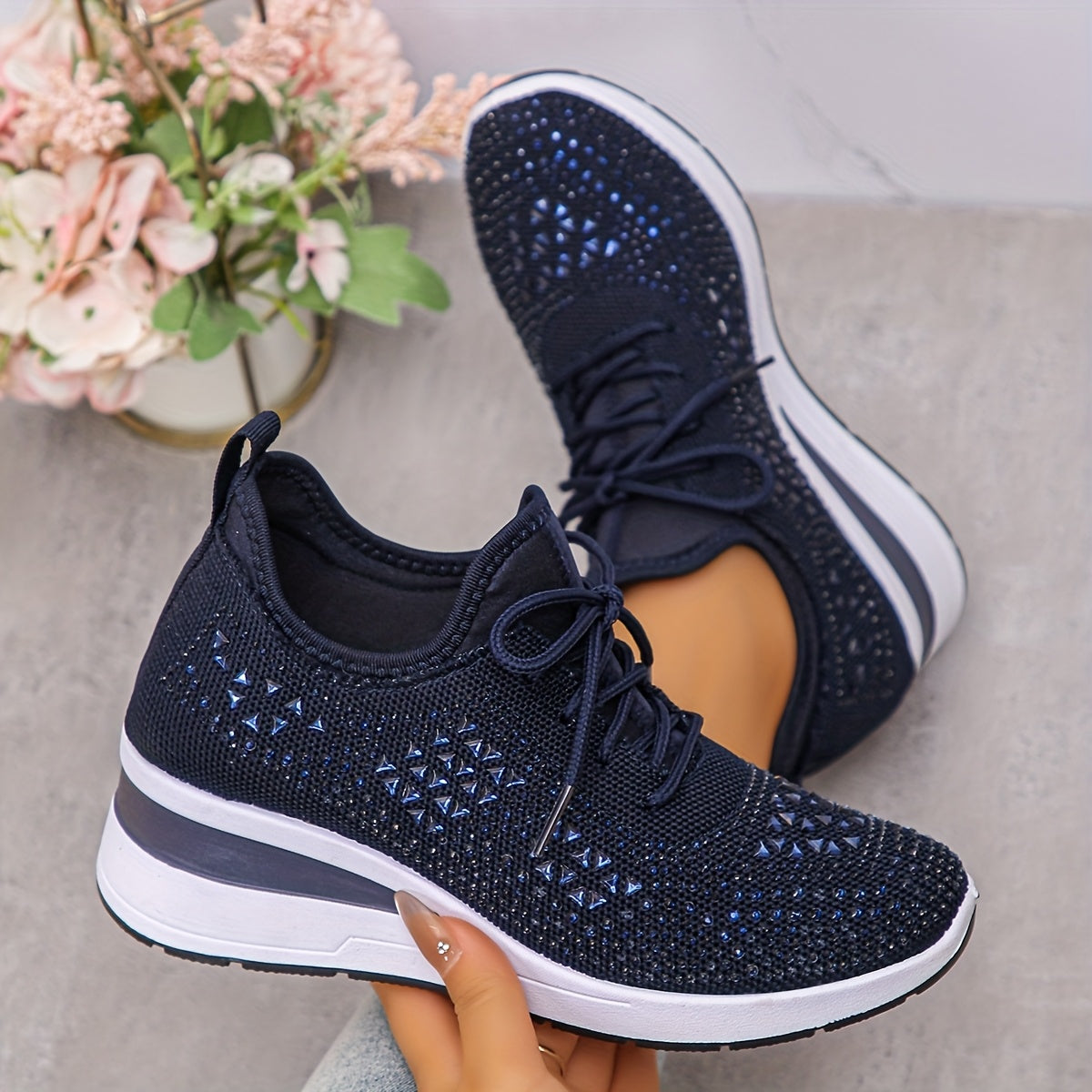 Tine | Elegante sneaker met diamantjes