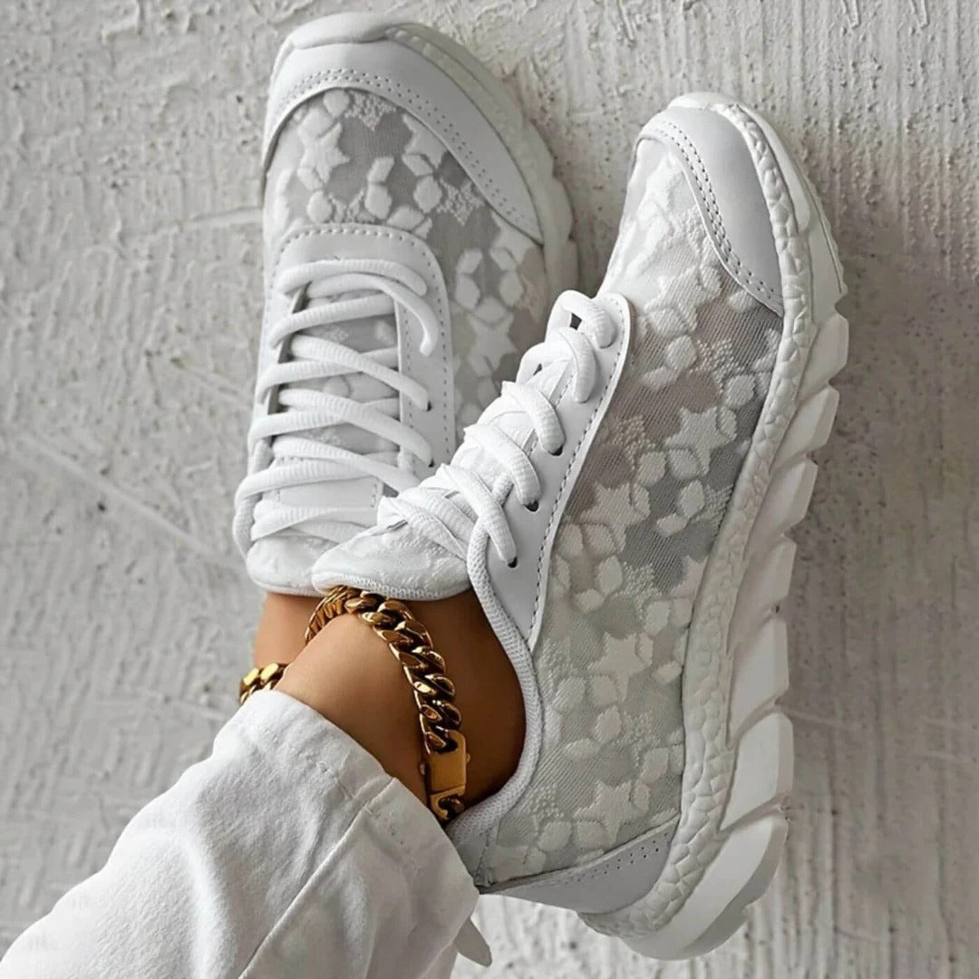 Lola | Sneakers met kant
