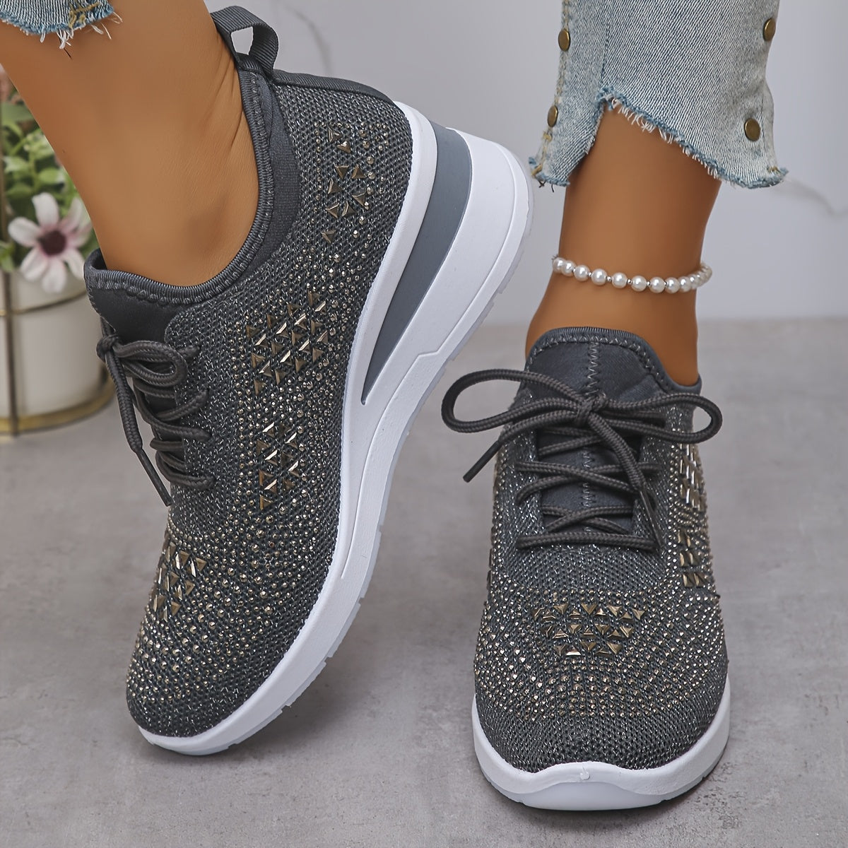 Tine | Elegante sneaker met diamantjes